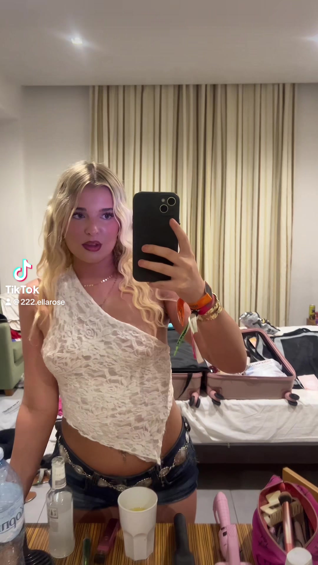 @😜