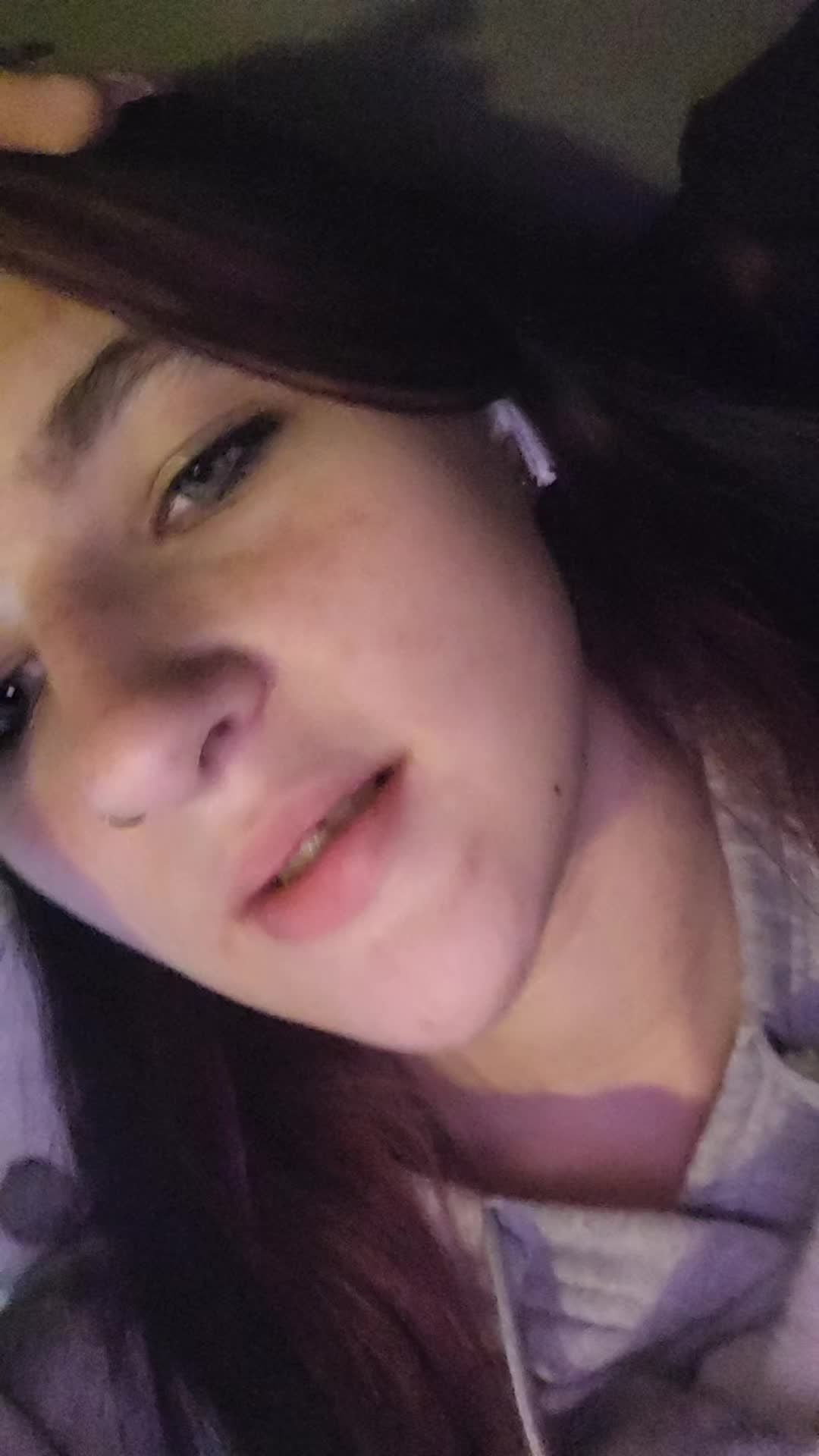 @Mae