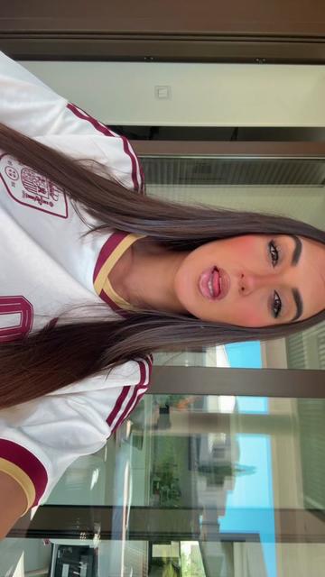 @sofia Calderoni