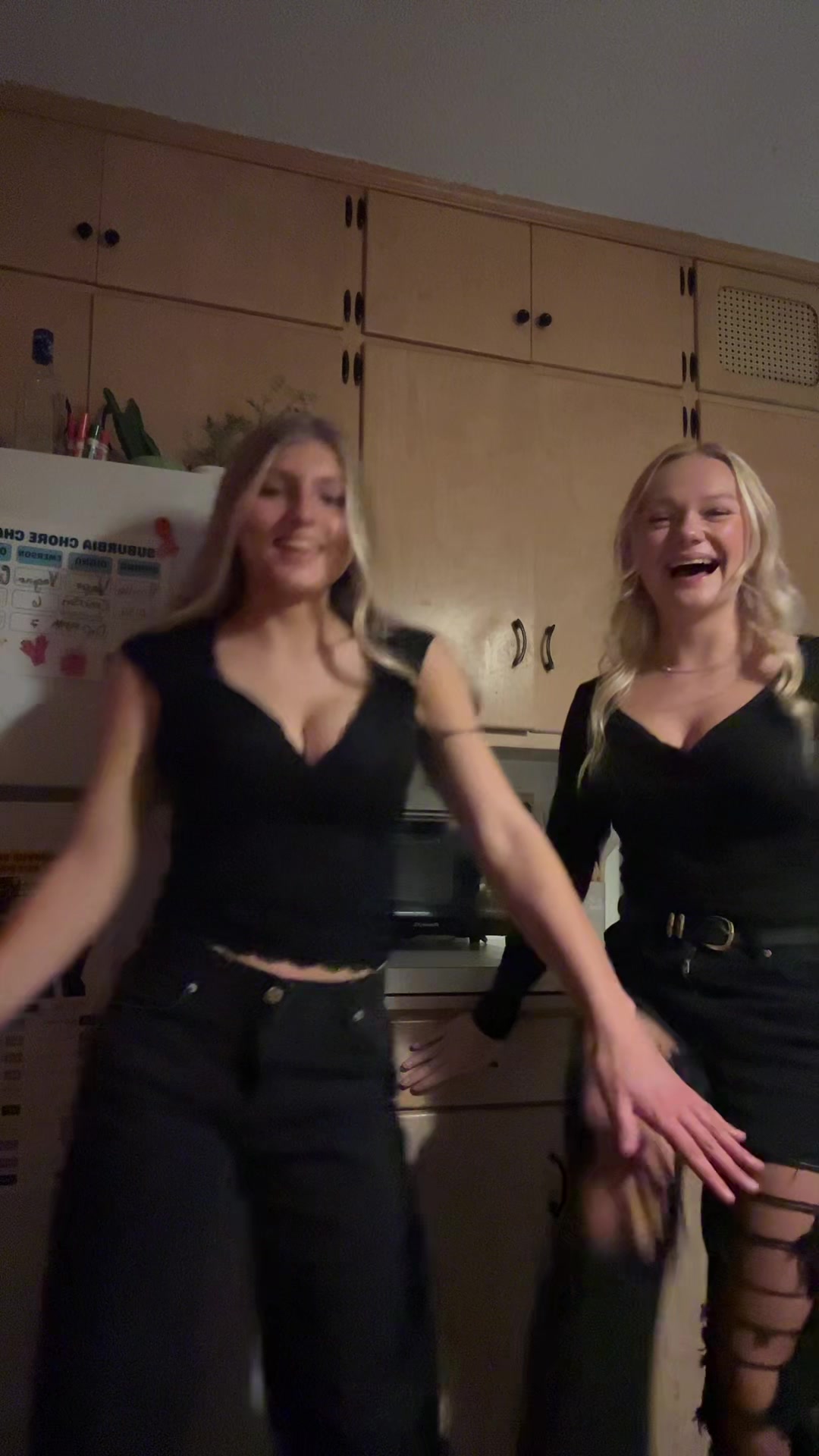 @ella