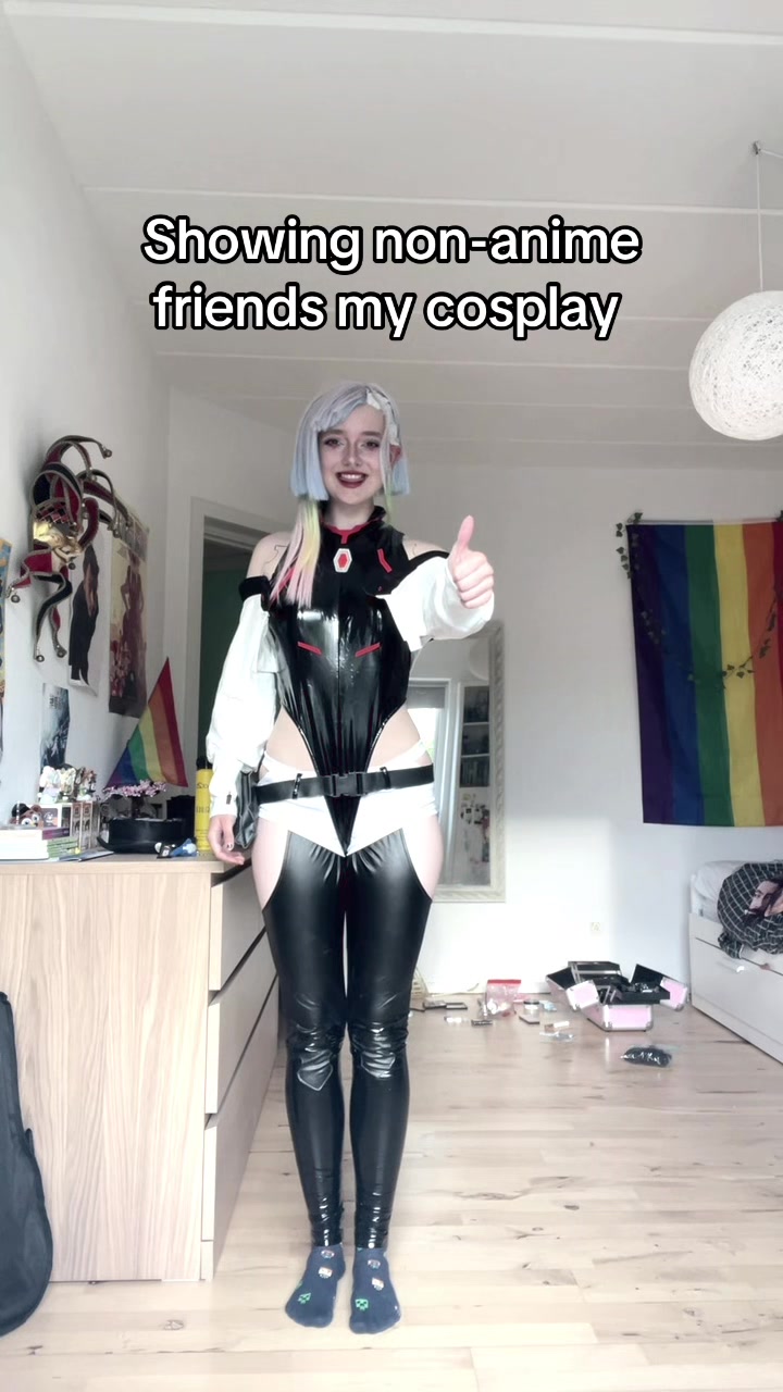 @Cy does cosplays