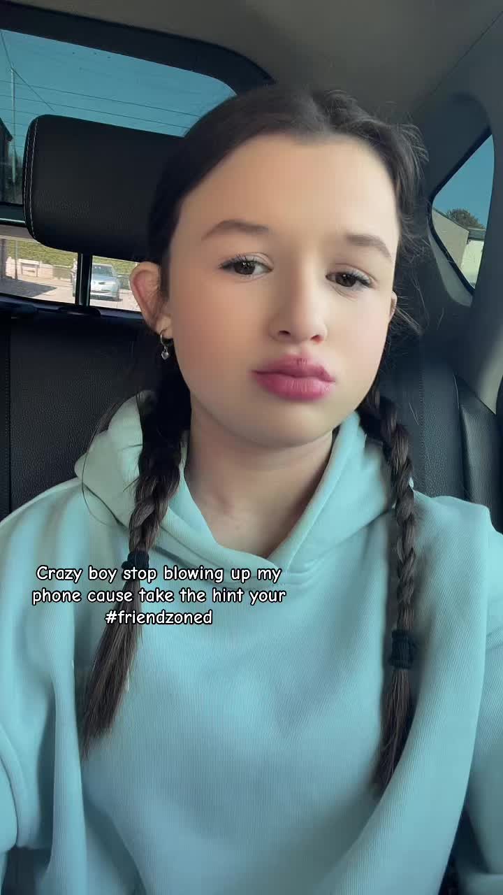 @Sunnie🧁🪽🧟♀️