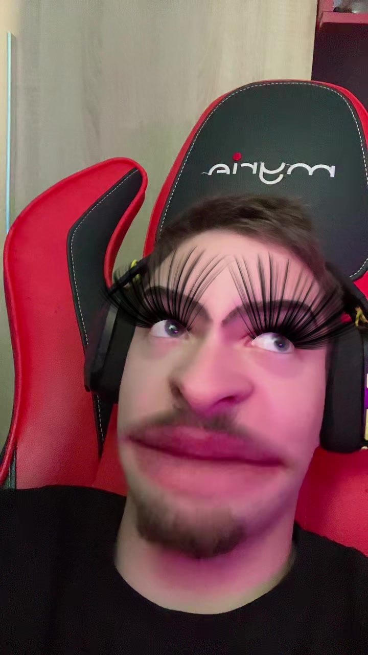 @Vulpoiul Nebun