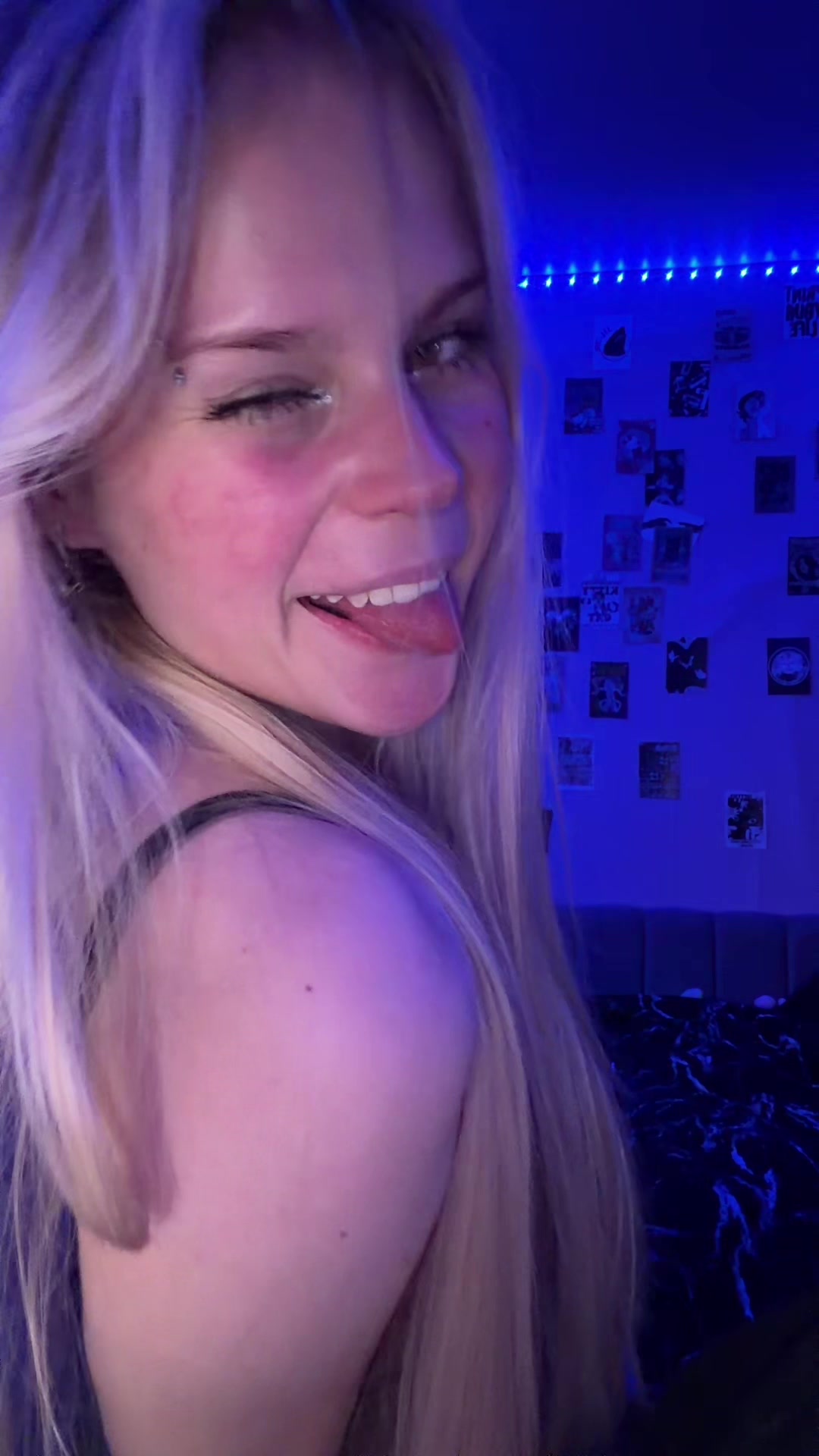 @uwekqq
