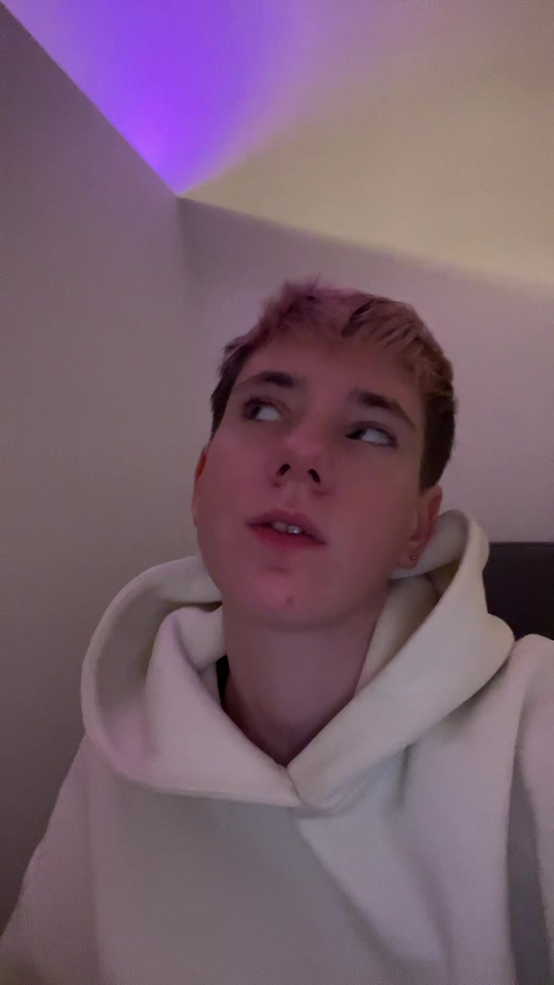 @Simone