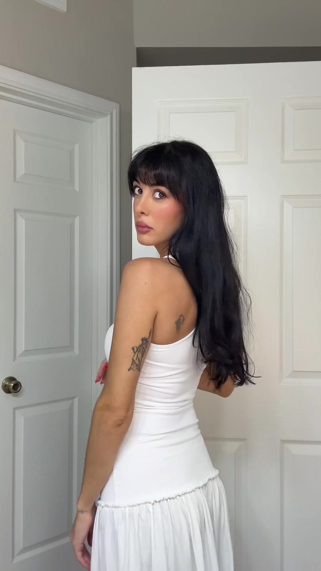 @Ana