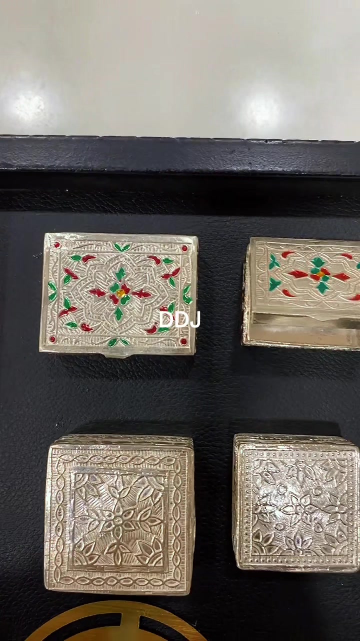 @devi dayal jewellers