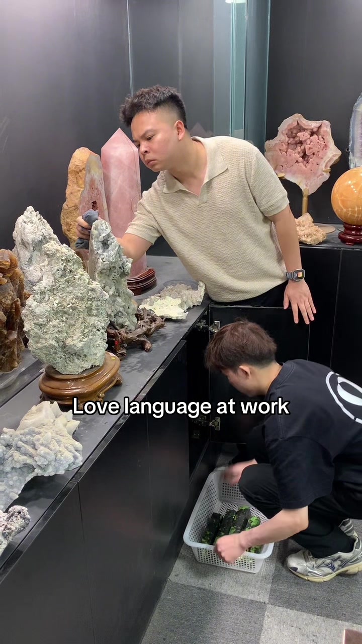 @New9_crystals