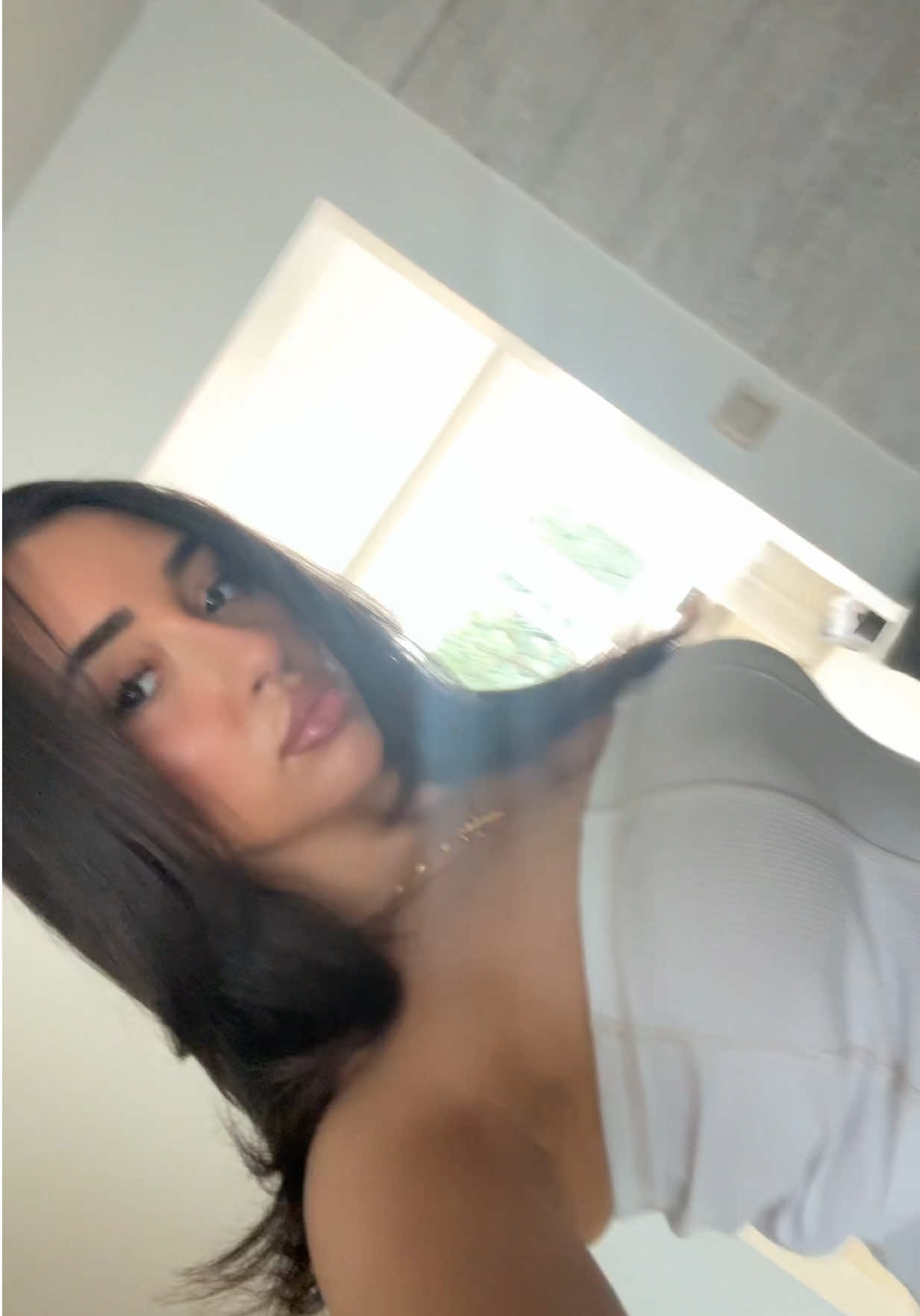 @lo