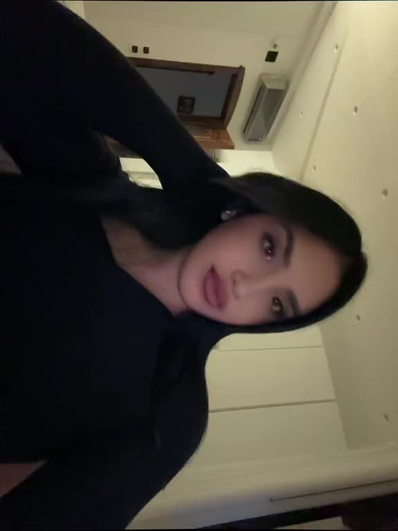 @FABIANA ✰