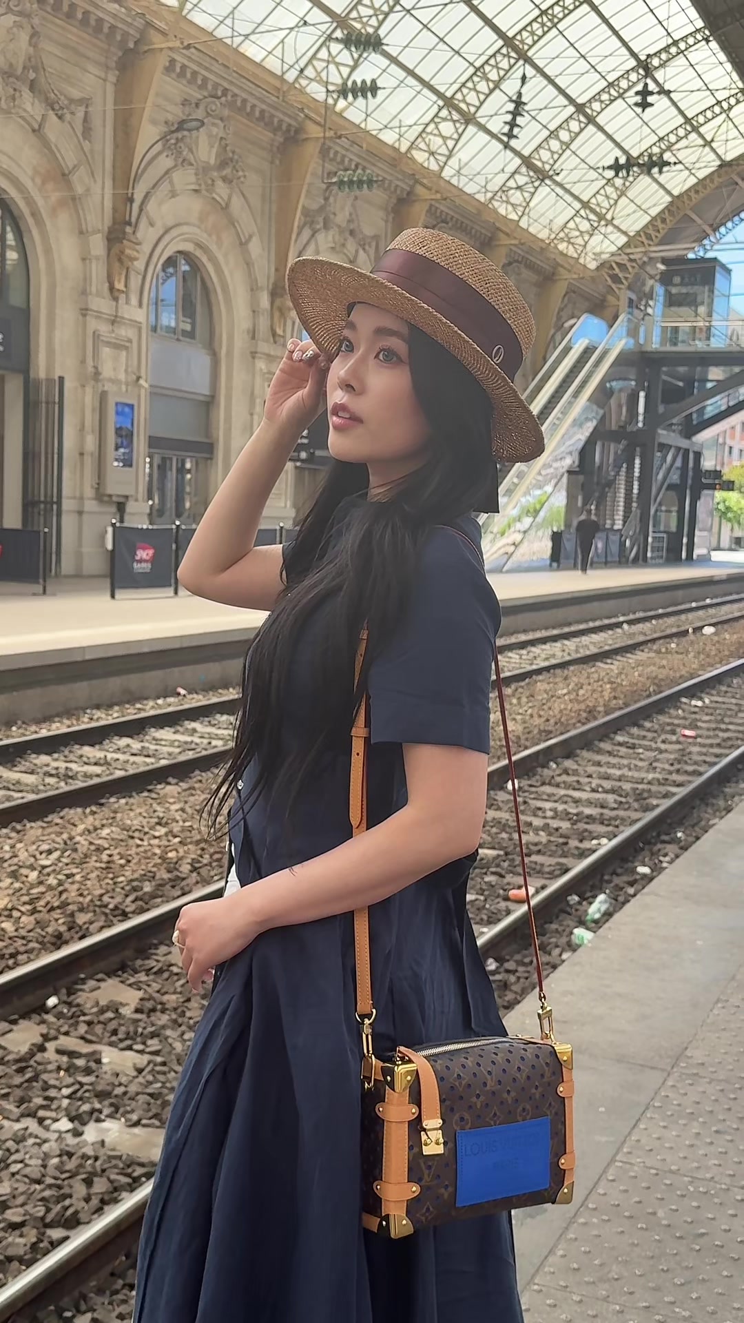 @Rujie