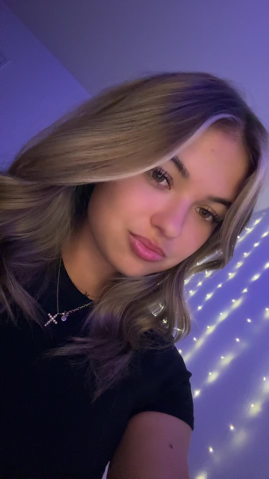 @𝐶𝑎𝑡ℎ𝑙𝑦𝑛