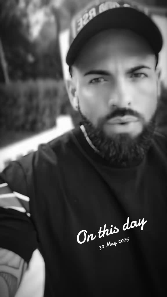 @Chris 🖤👑