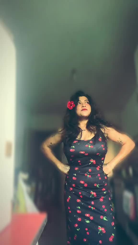@Dinesha🤍🌼🦢