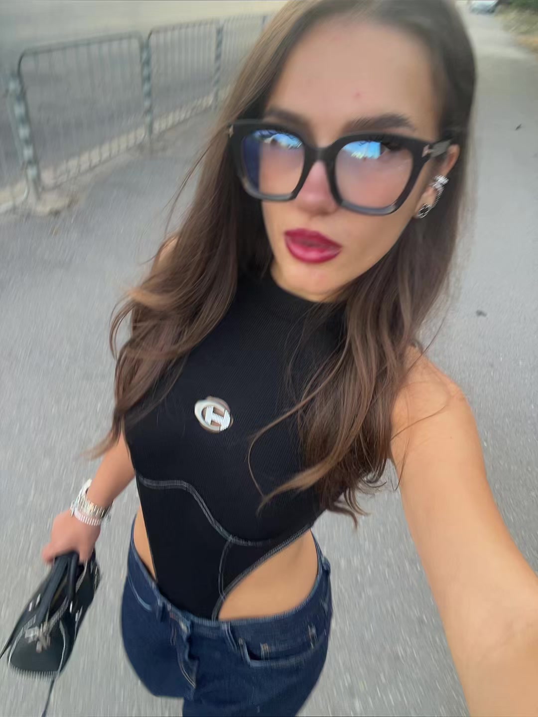 @Кристън