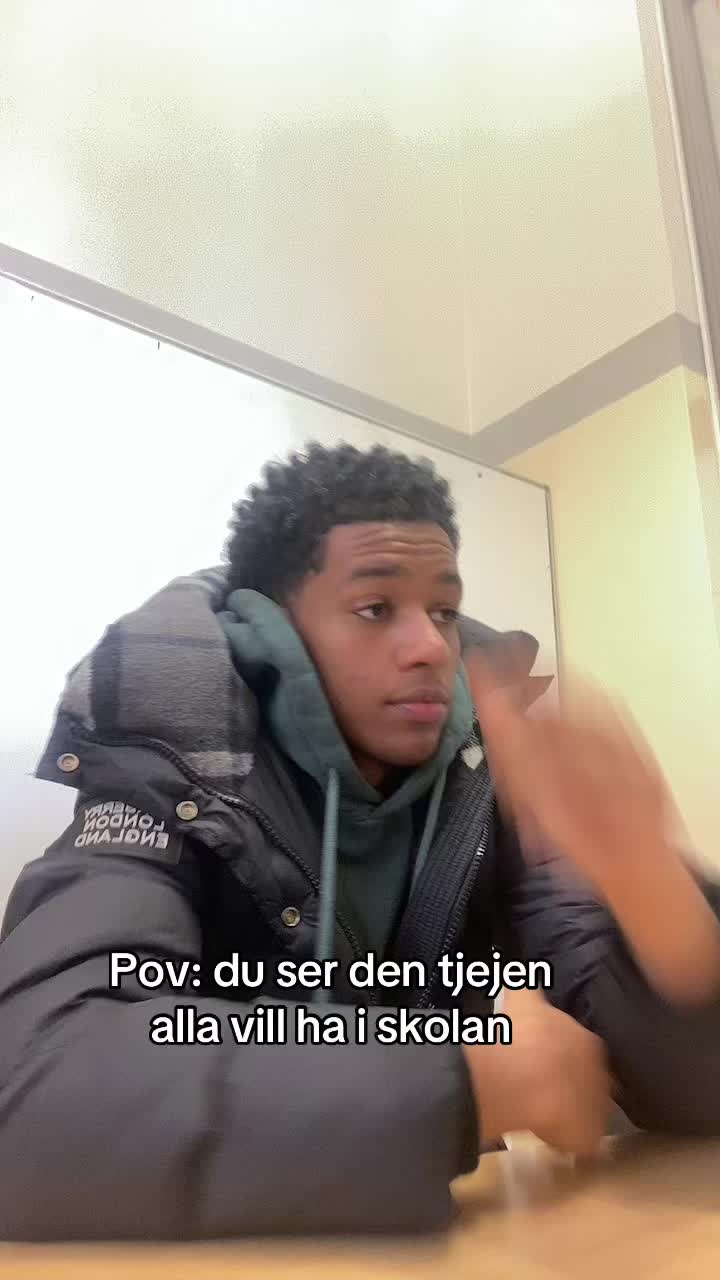 @Rizzilisa