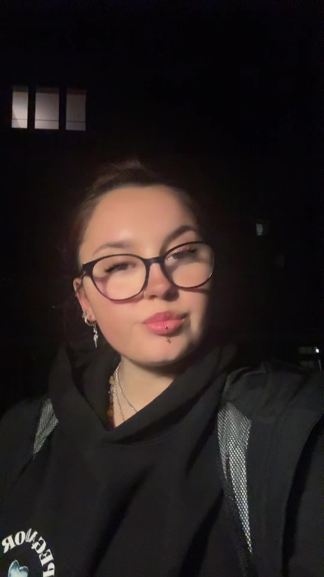 @Leonieꨄ︎