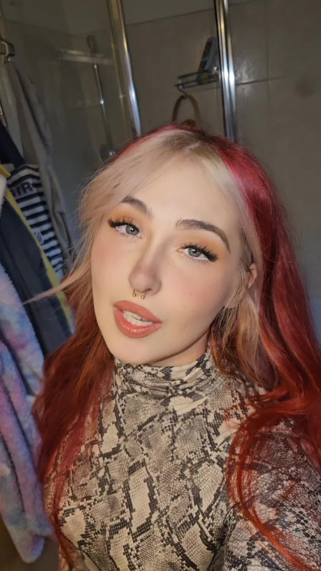 @Sophieschka_
