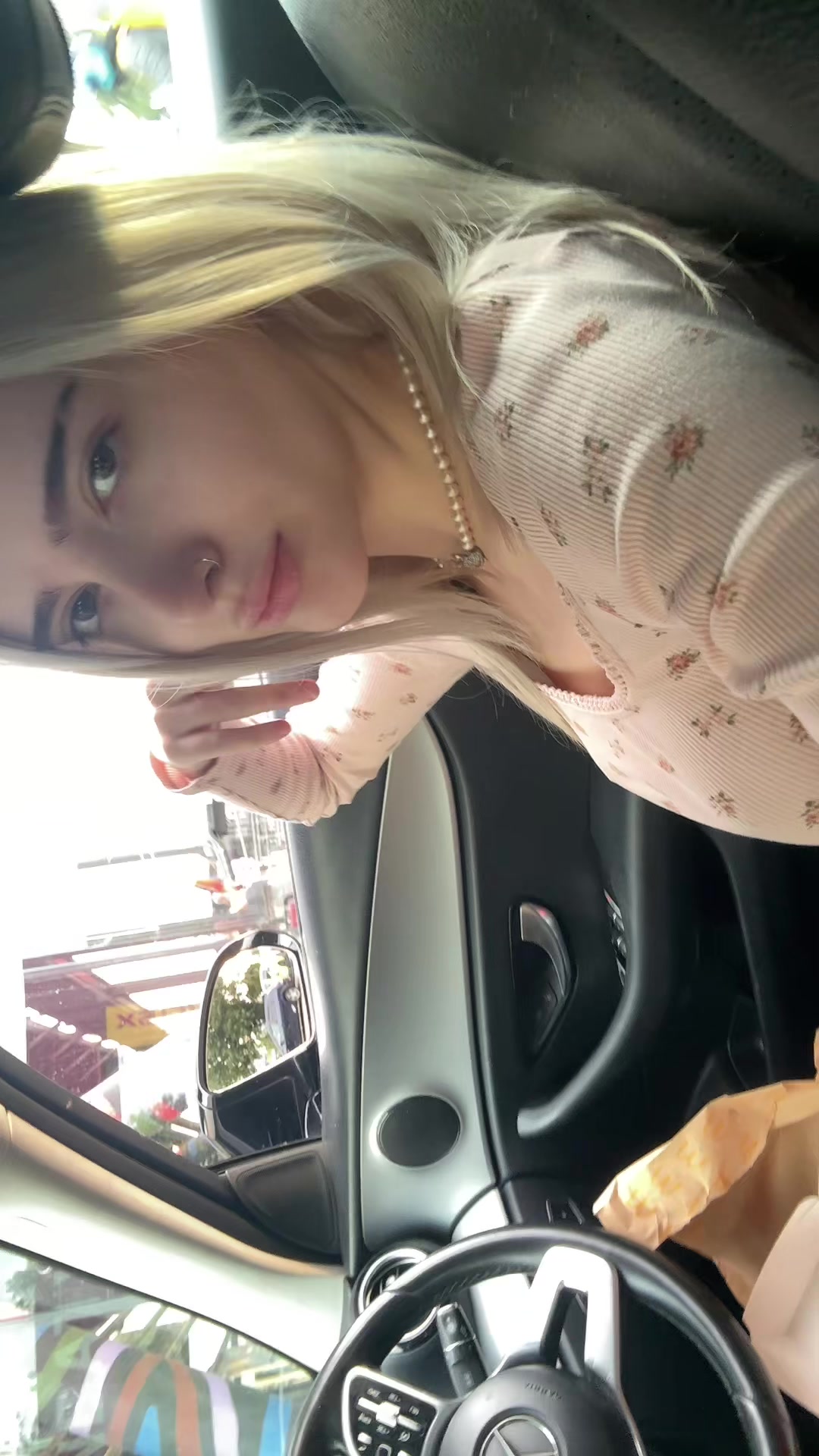 @alemakesmoney