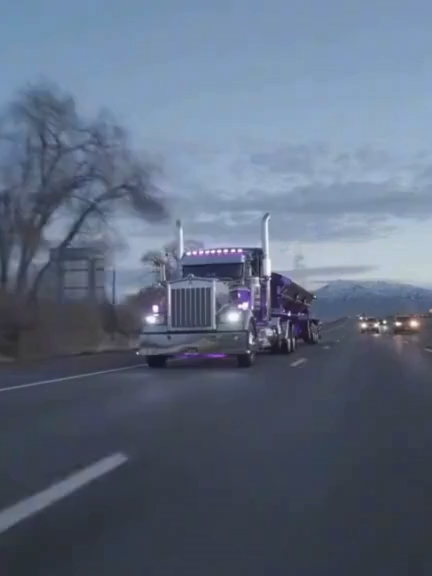 @Western Truck & Trailer
