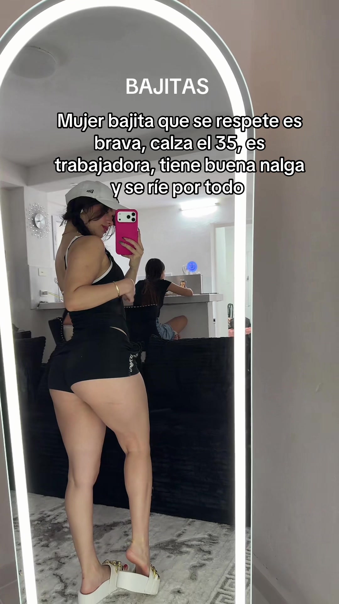 @Caperucita🐺❤️
