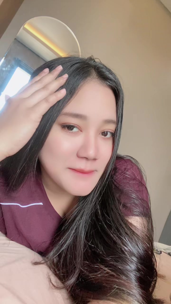 @KhoirunNisa💜