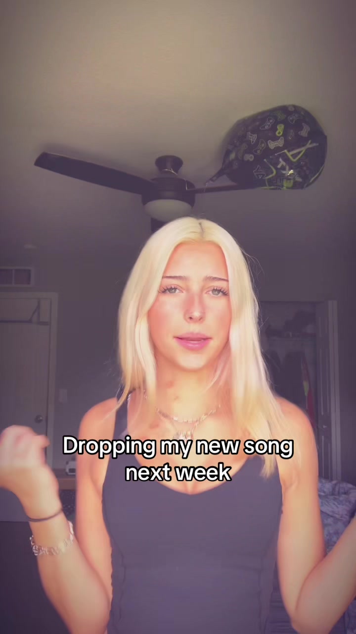 @Willow Monroe