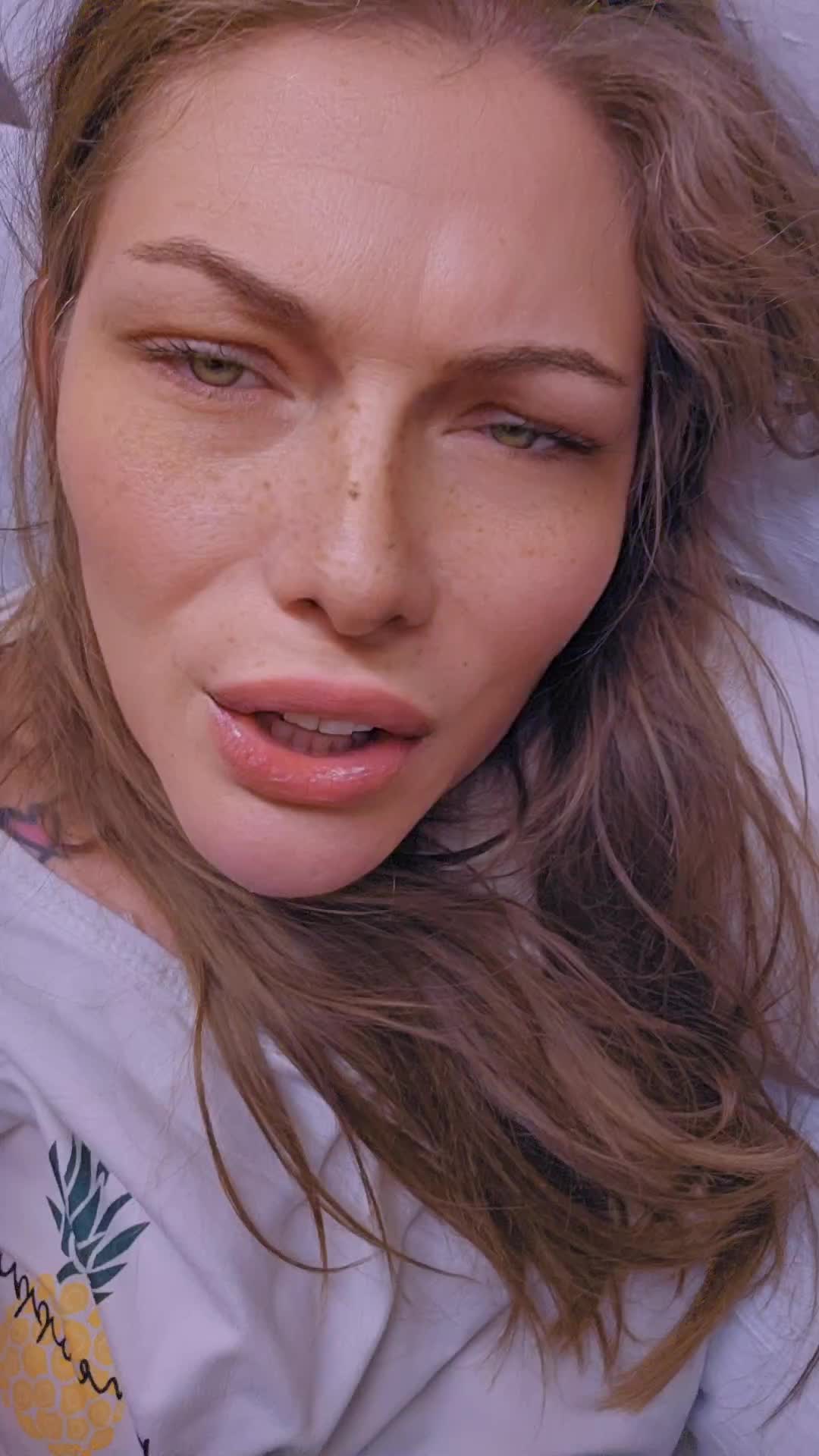 @Highervibesmomclub