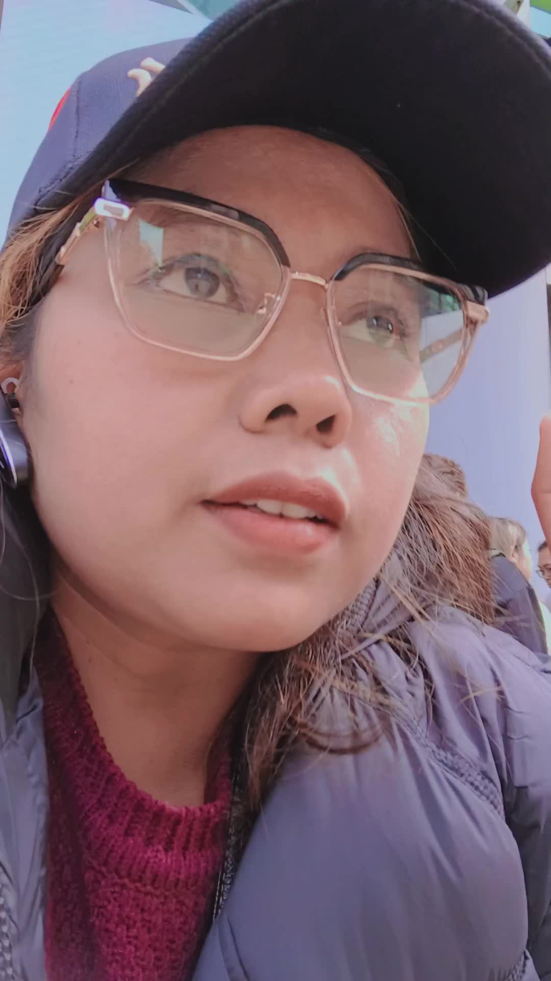 @Erviana_1010