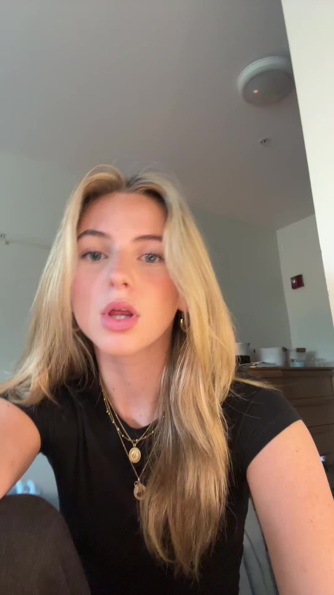 @chlochlo 🪩🪅💓