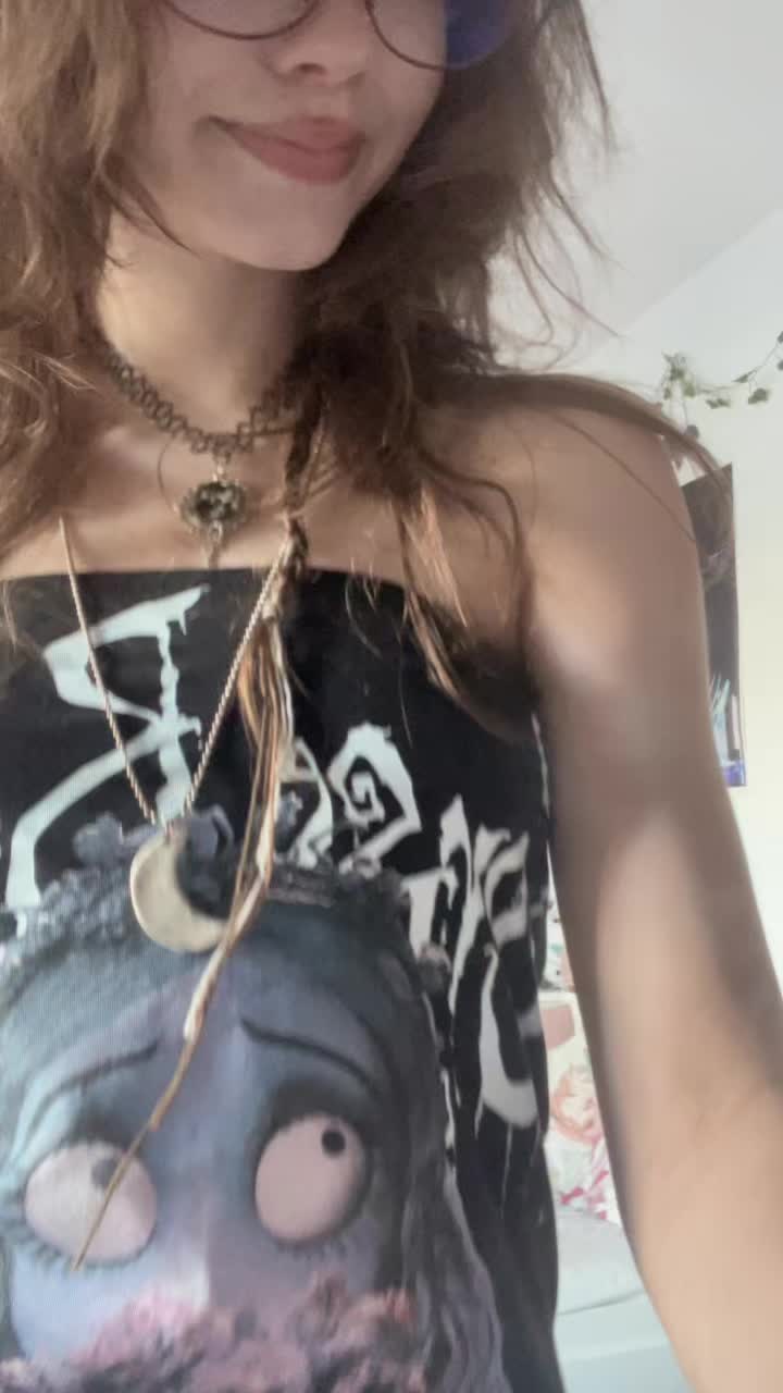 @Livka🌙🦇