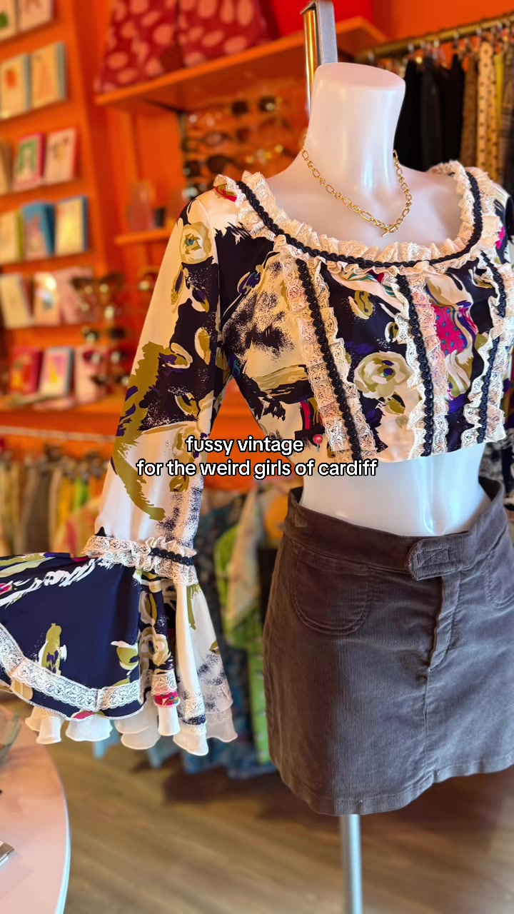 @FUSSY VINTAGE | Cardiff ๐