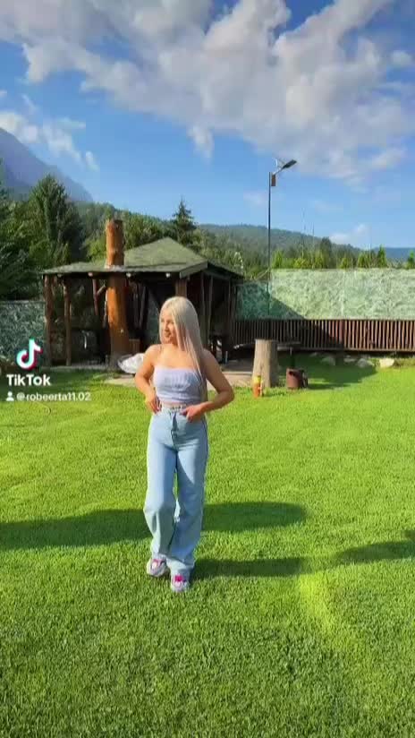 @Georgiana💜