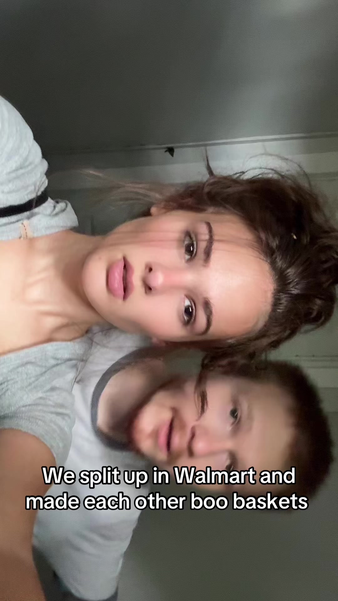 @@/juliannasabonis on Twitch