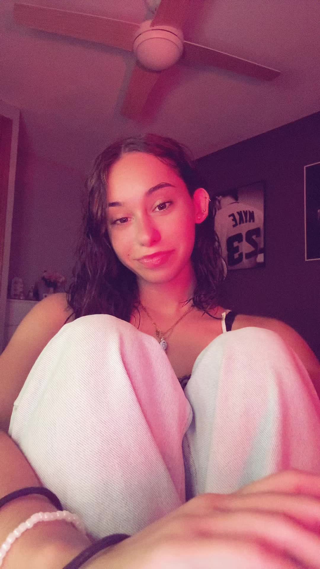 @Angela 🧸
