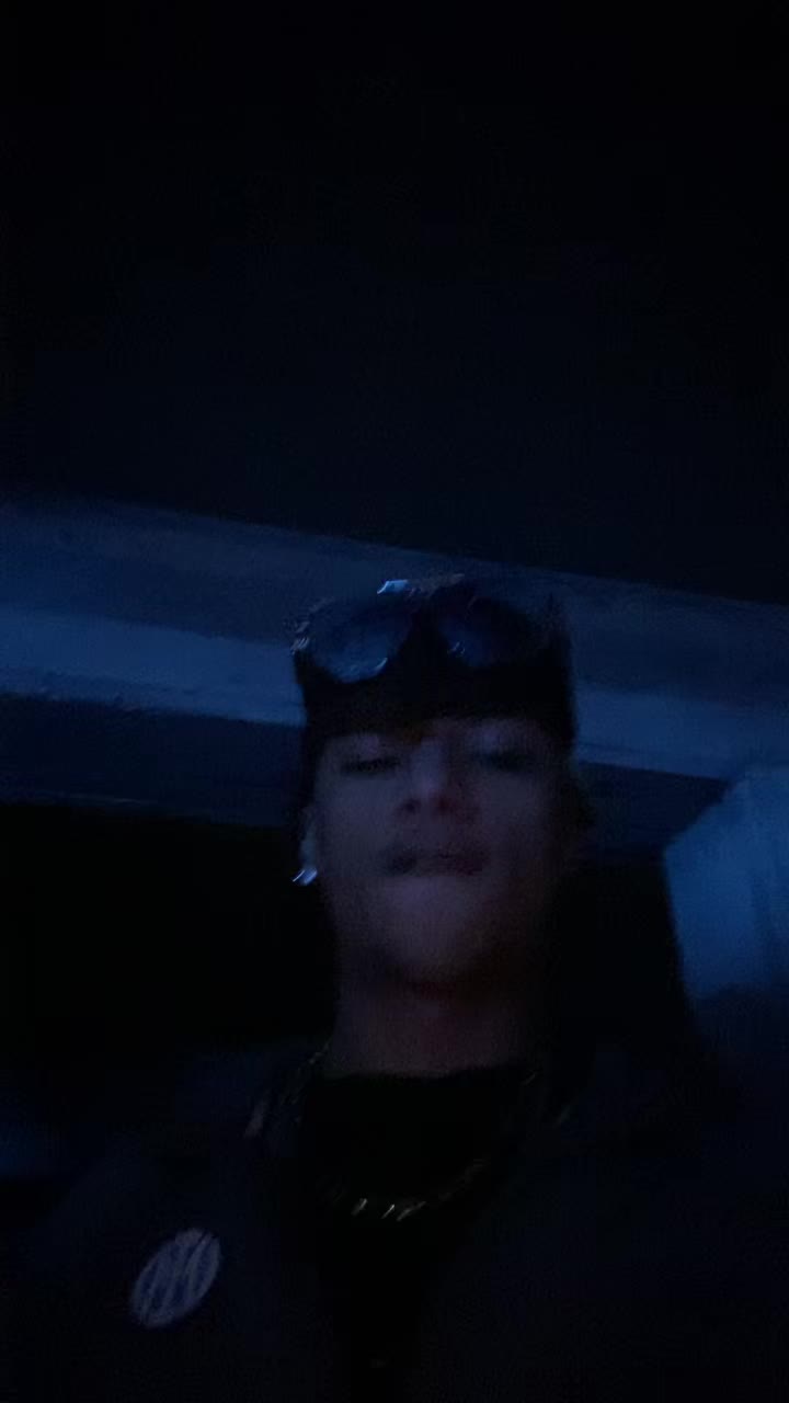 @zezwarr212