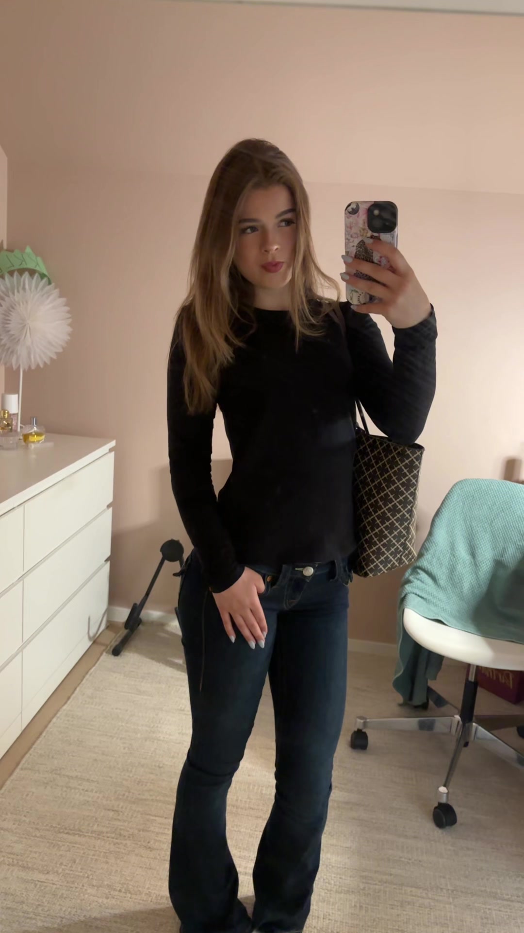 @Emma_mainbrk010