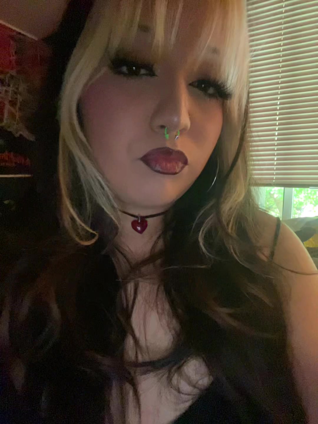 @Nayeli🦇🩸💋