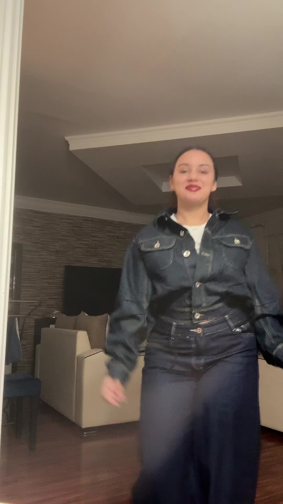 @etinka13