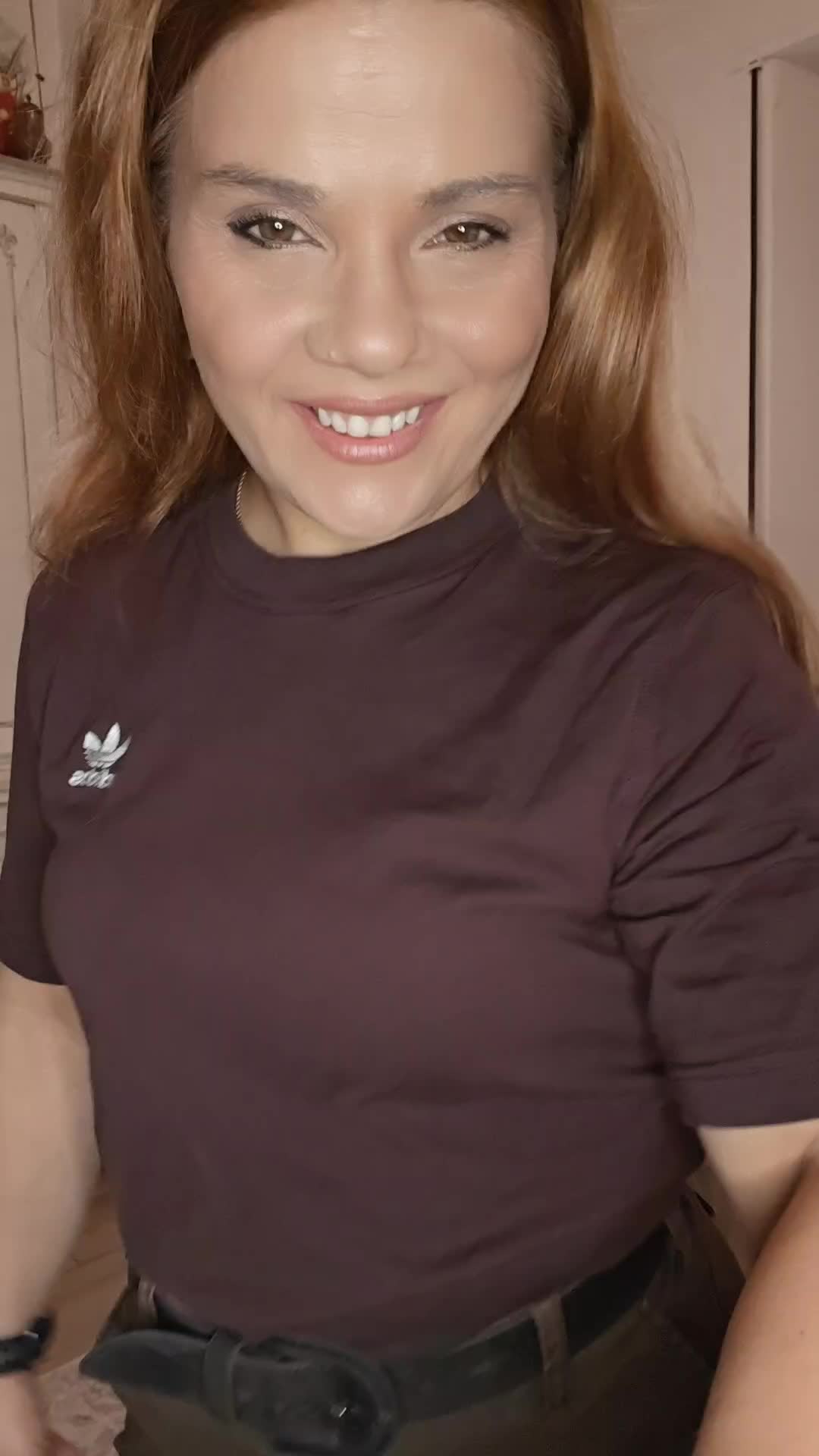 @MiKI 🌸🌹🌹🌹