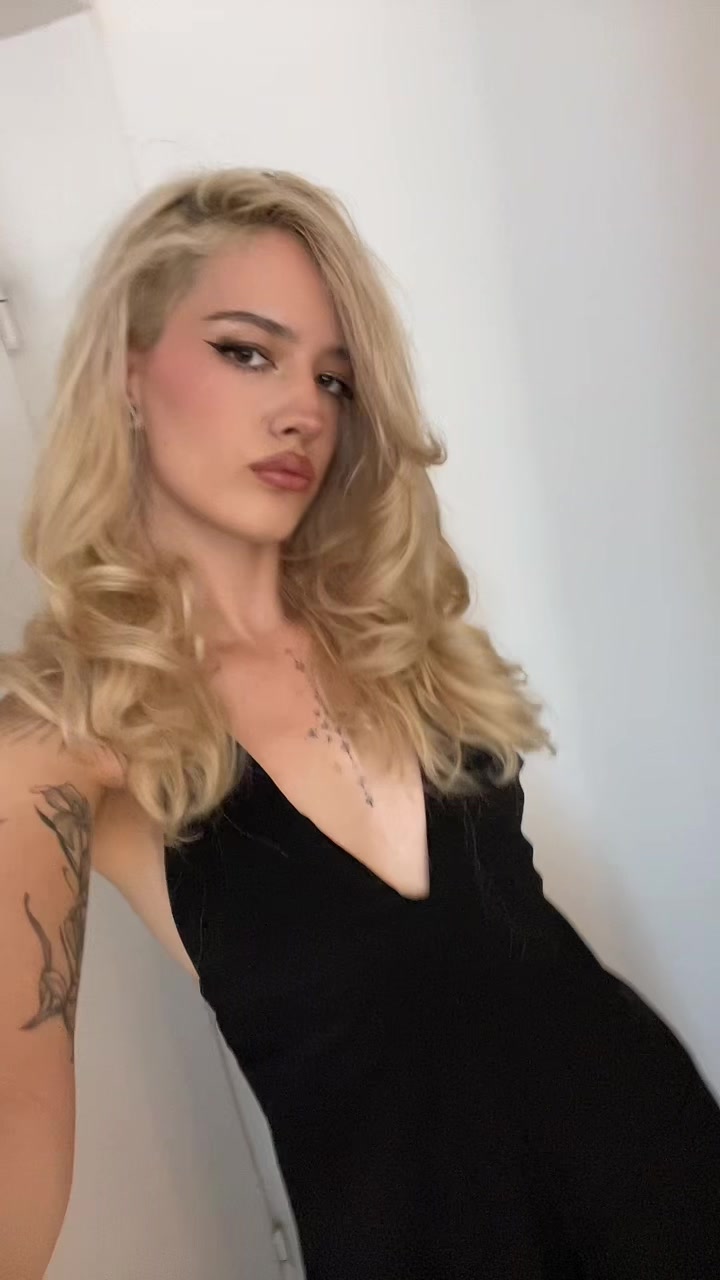 @Lara