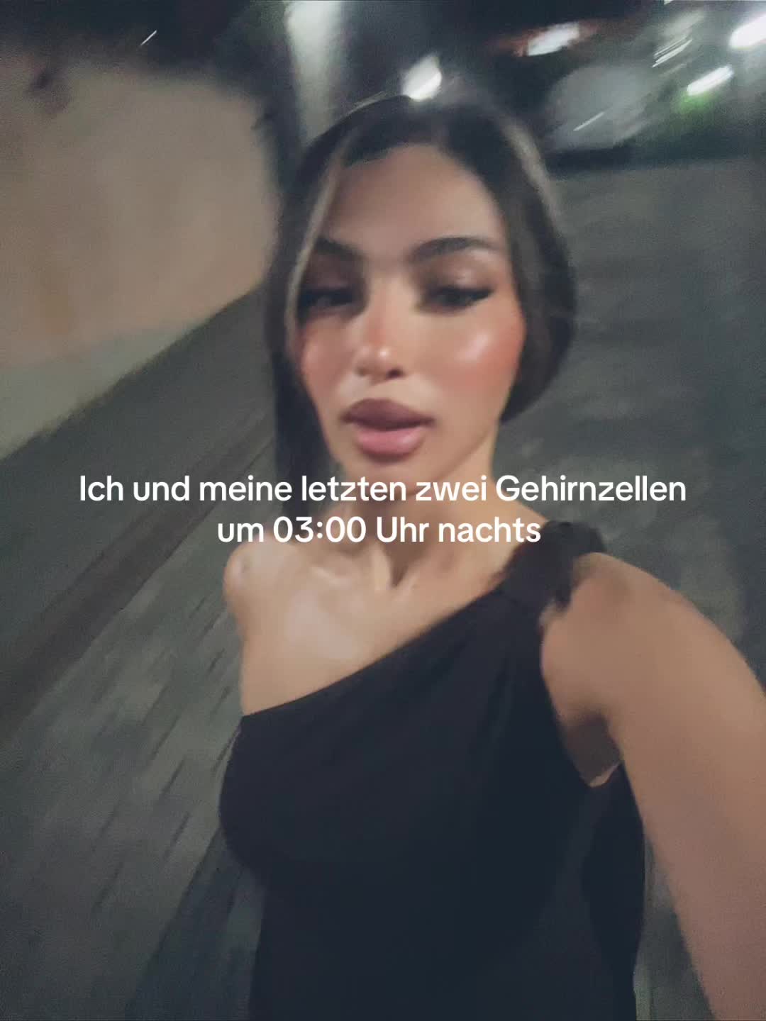 @H A K I