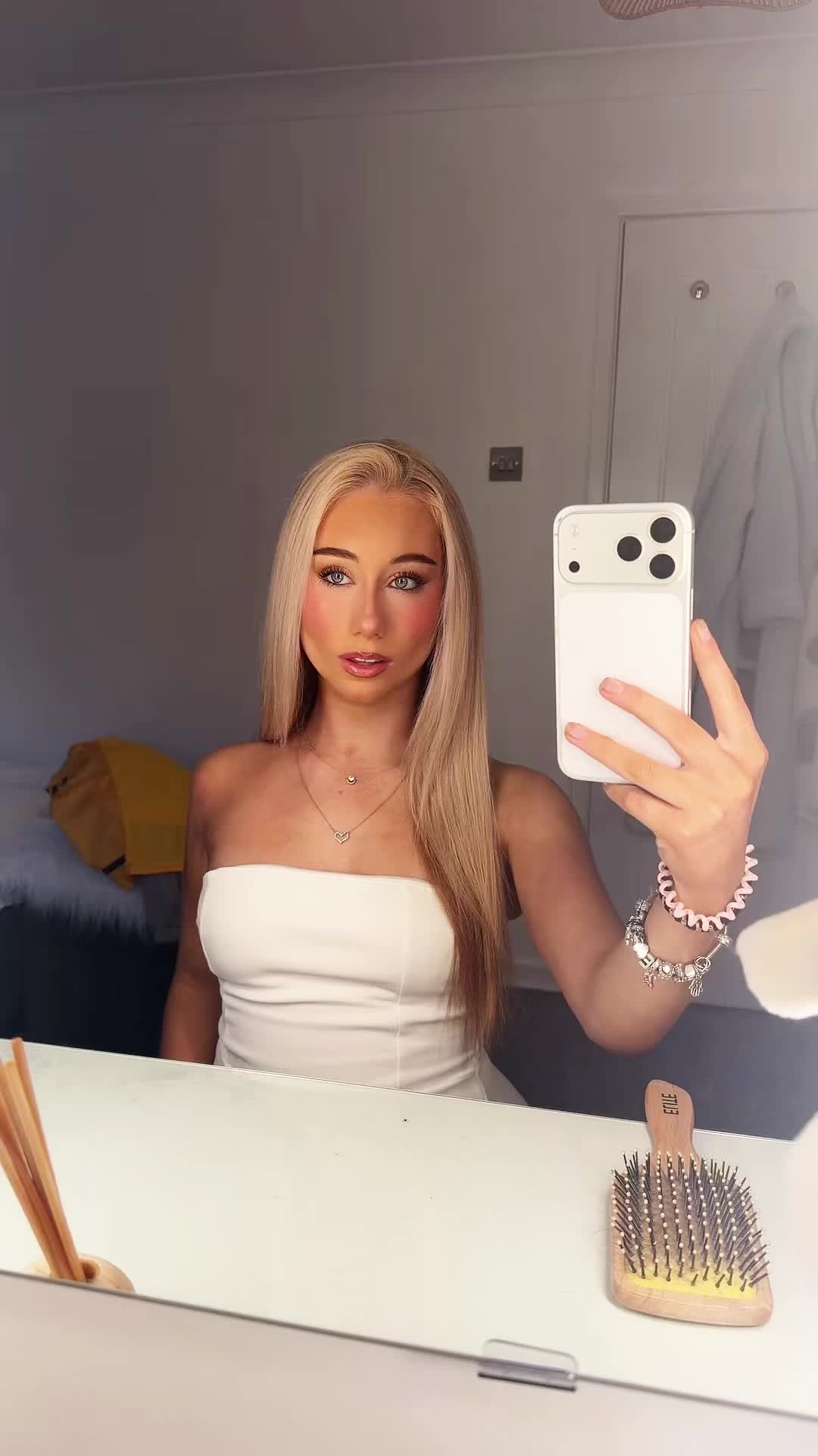 @Eimearx
