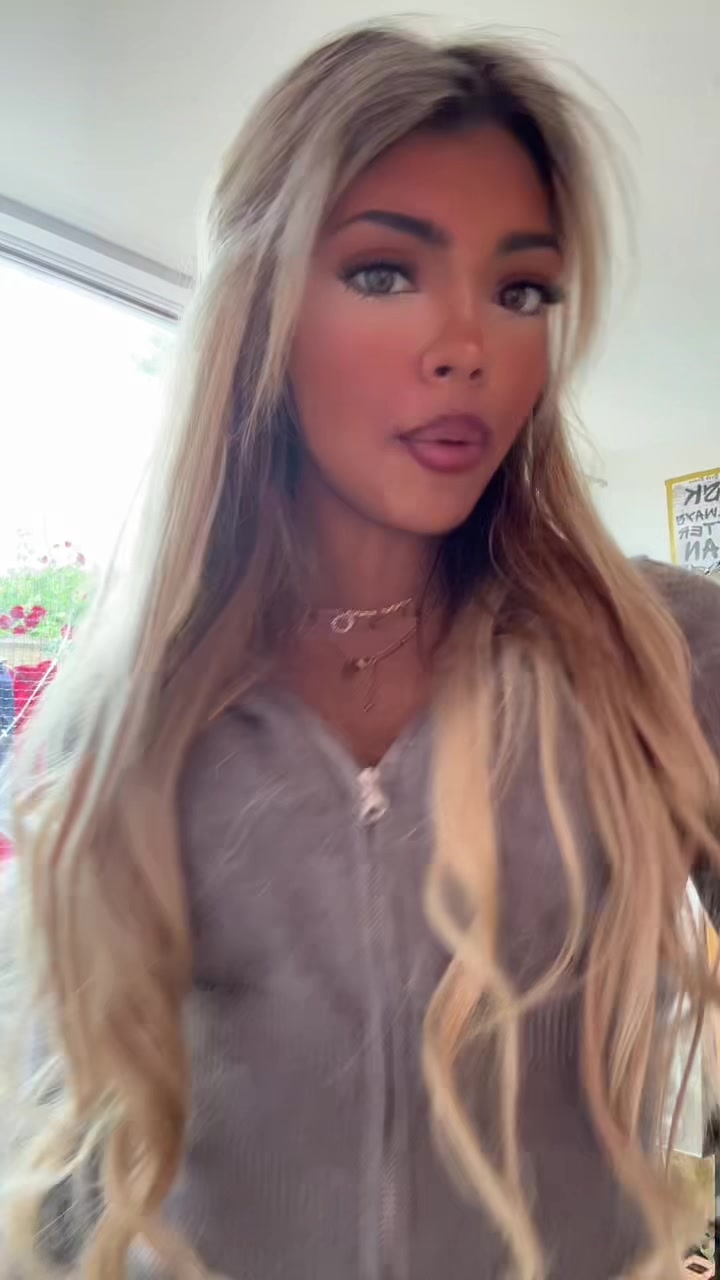@FRANKIELOUISE          FLH🦋