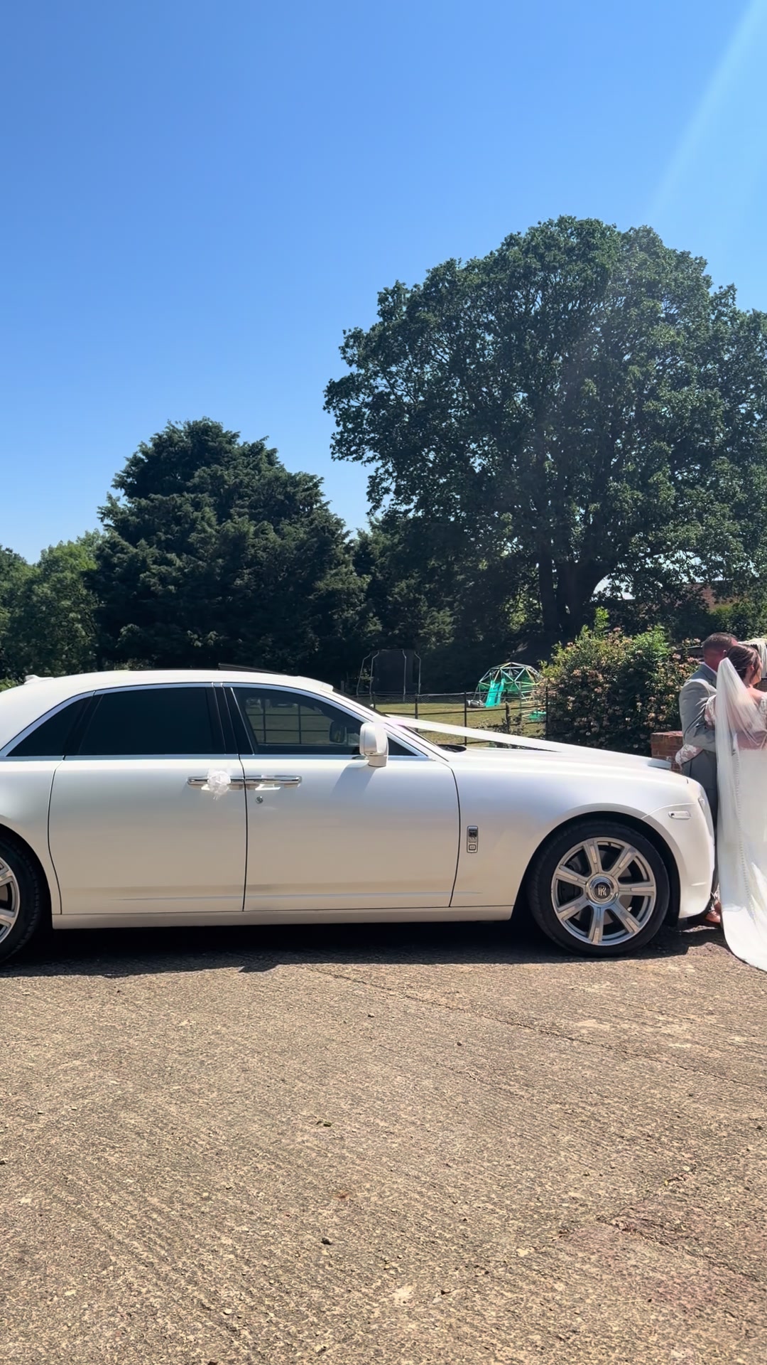 @Rolls Royce & Limo Hire 😎