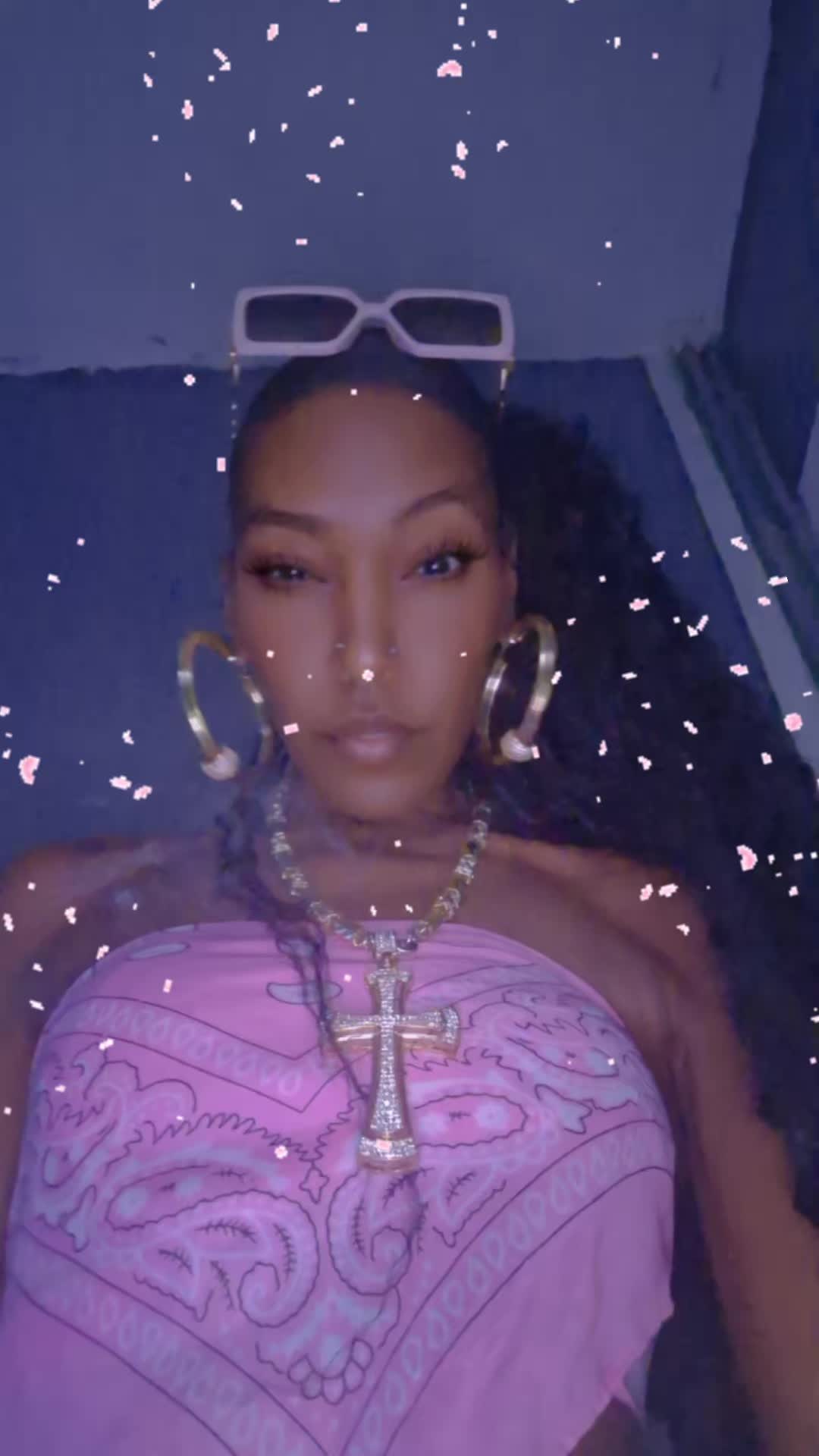 @CooleyQueen👑🇬🇧🇯🇲