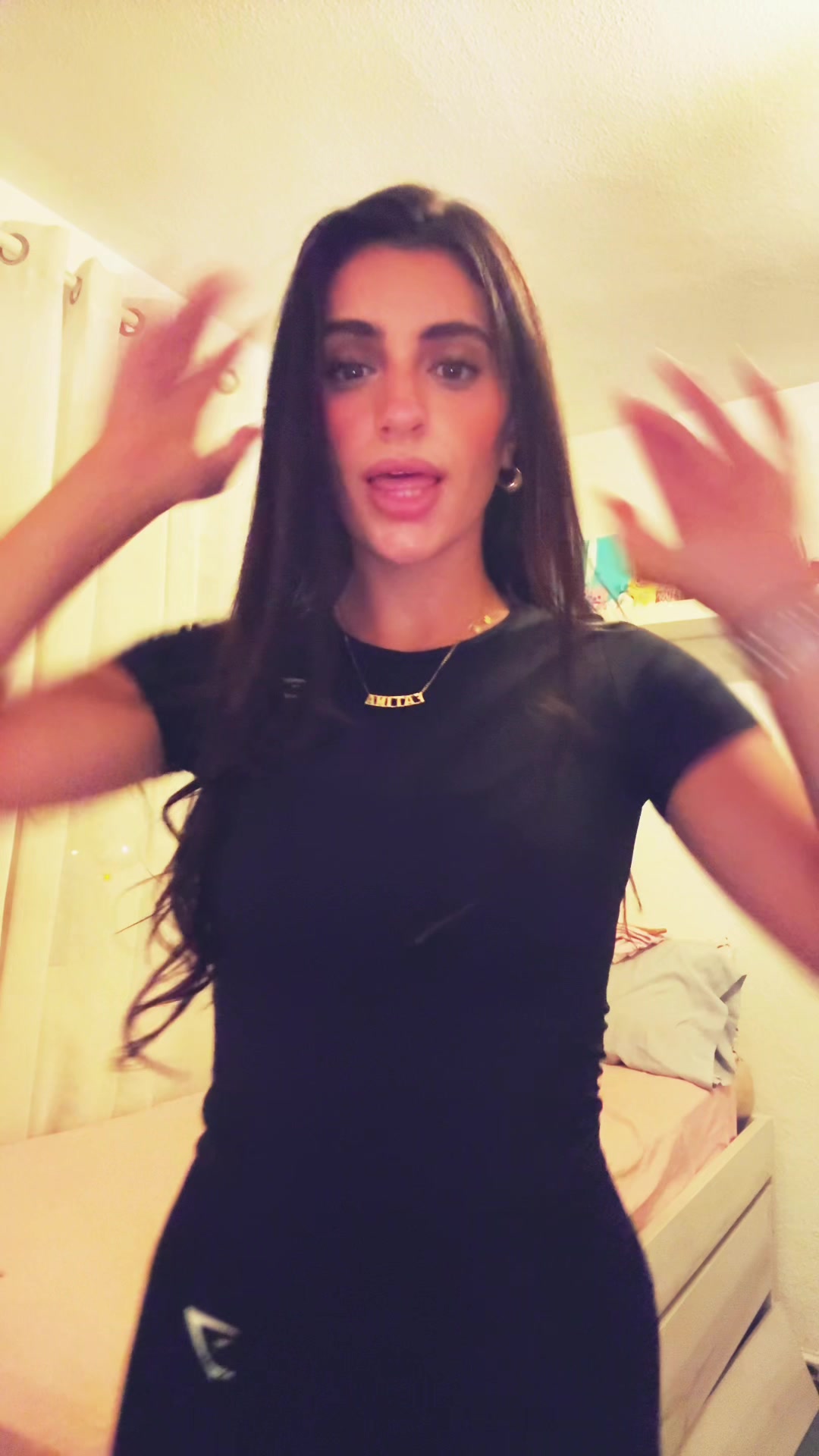 @Fatimayb