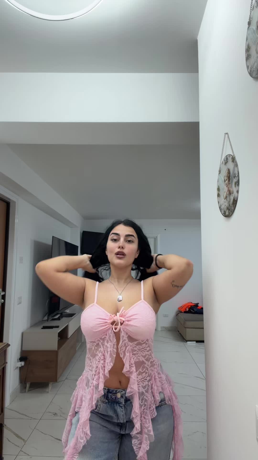 @Sofia