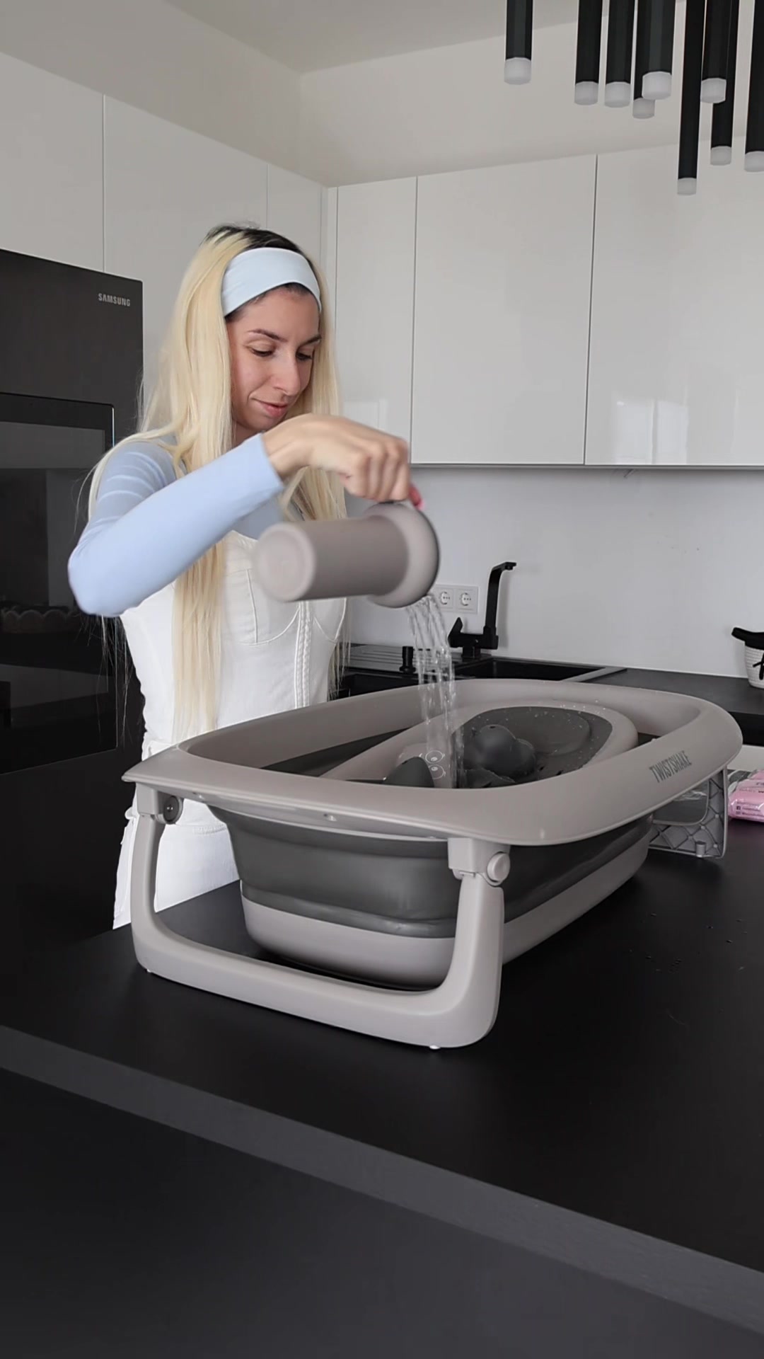 @Andjela