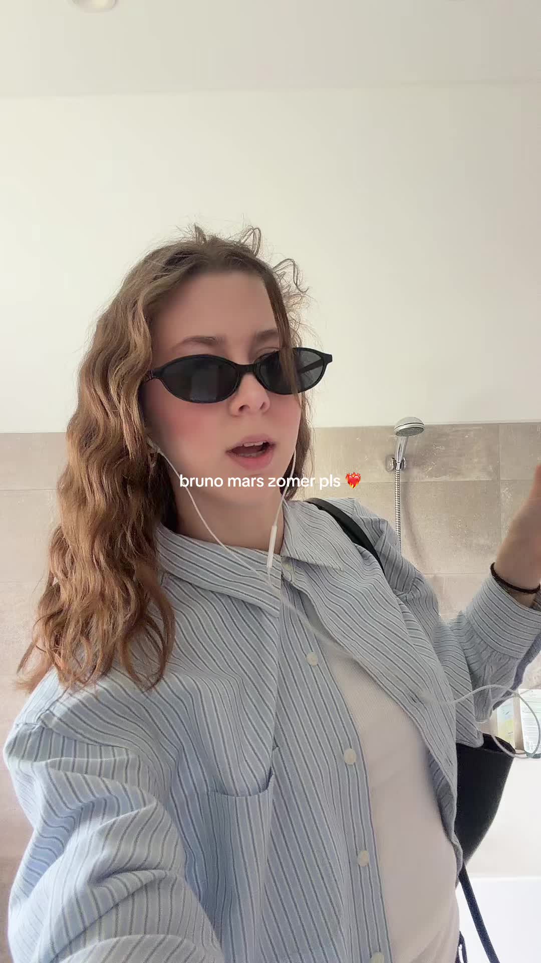 @Inaaya Lina